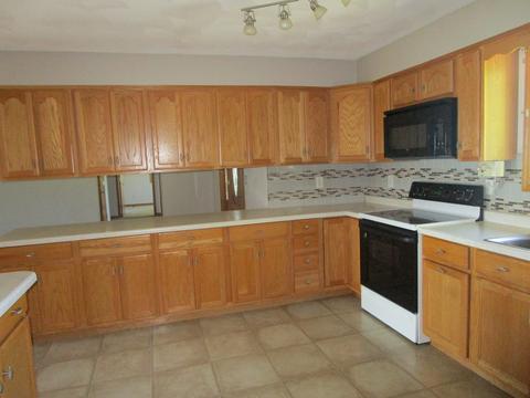 9675 E Cedarville Rd, Davis, IL 61019 photo 6
