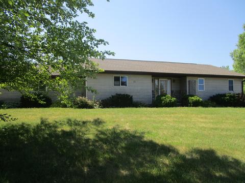 9675 E Cedarville Rd, Davis, IL 61019 photo 2