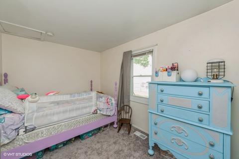 5117 Parkview Dr, Mccullom Lake, IL 60050 photo 10