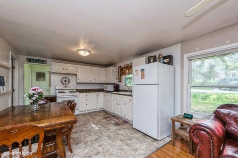5117 Parkview Dr, Mccullom Lake, IL 60050 photo 5
