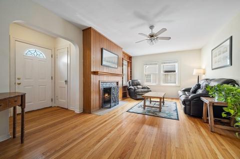 515 E Washington St, Des Plaines, IL 60016 photo 3
