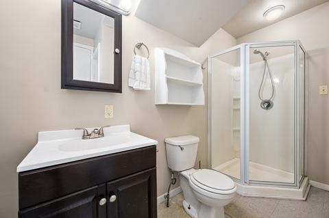515 E Washington St, Des Plaines, IL 60016 photo 9