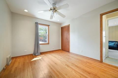 515 E Washington St, Des Plaines, IL 60016 photo 8