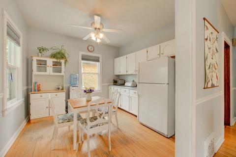 806 Mapleton Ave, Oak Park, IL 60302 photo 8