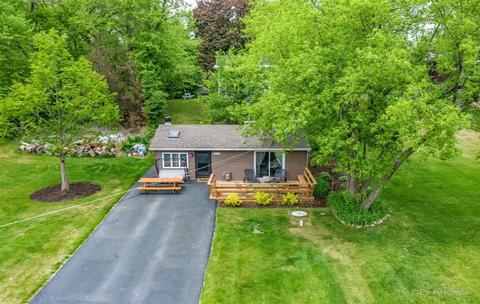 2118 Root Ln, Cary, IL 60013 photo 1