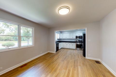 894 S Harvard Ave, Addison, IL 60101 photo 9
