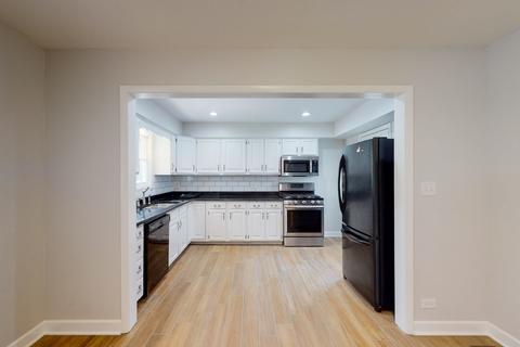894 S Harvard Ave, Addison, IL 60101 photo 10