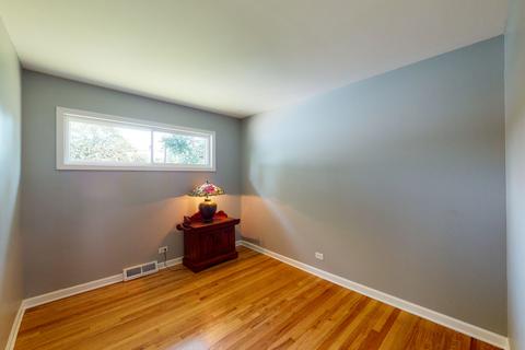 894 S Harvard Ave, Addison, IL 60101 photo 14