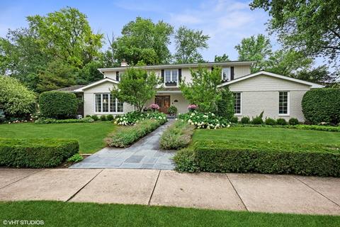 1160 Stoddard Ave, Wheaton, IL 60187 photo 1