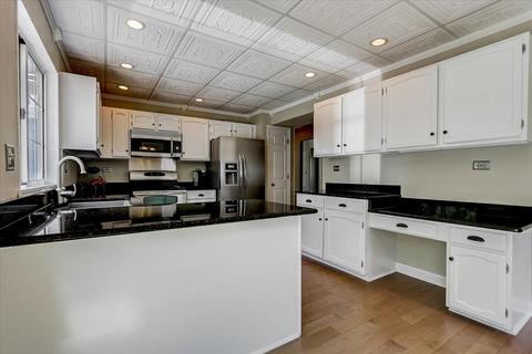 365 Wentworth Ln, Bartlett, IL 60103 photo 17