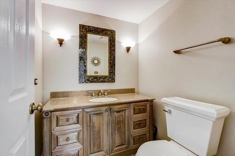 365 Wentworth Ln, Bartlett, IL 60103 photo 24