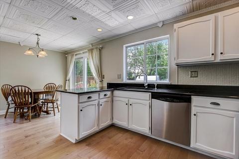 365 Wentworth Ln, Bartlett, IL 60103 photo 16