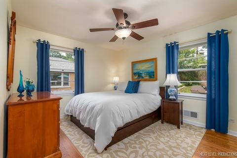 1213 E Illinois St, Wheaton, IL 60187 photo 8