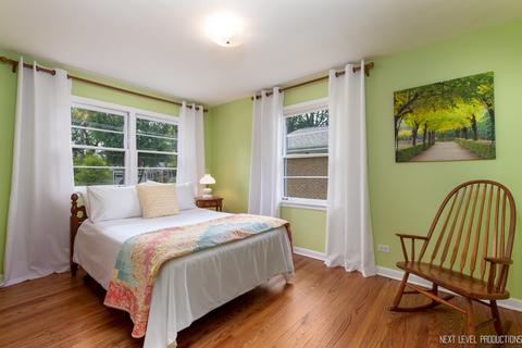 1213 E Illinois St, Wheaton, IL 60187 photo 11