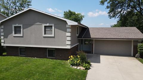 1410 Hanson Dr, Normal, IL 61761 photo 2