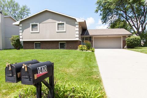 1410 Hanson Dr, Normal, IL 61761 photo 11