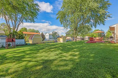 810 Hunter Dr, Roselle, IL 60172 photo 27