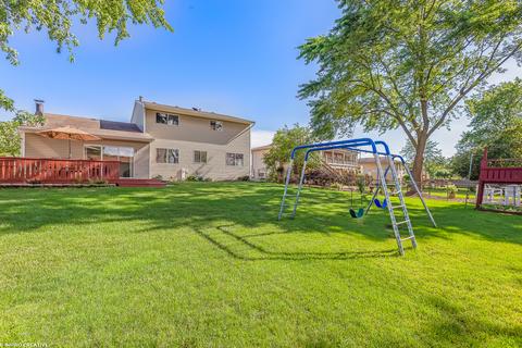 810 Hunter Dr, Roselle, IL 60172 photo 28