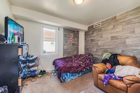 2813 E 138th Pl, Burnham, IL 60633 photo 8