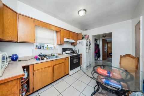 2813 E 138th Pl, Burnham, IL 60633 photo 3