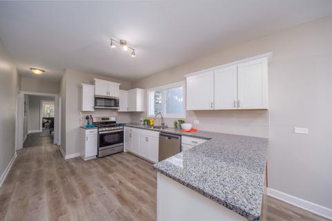 715 E 92nd St, Chicago, IL 60619 photo 3