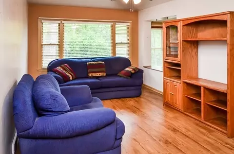 704 W Hickory Trl, Mchenry, IL 60051 photo 12
