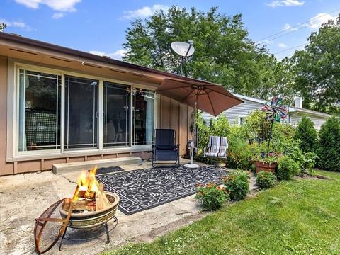 145 Bell Dr, Cary, IL 60013 photo 25