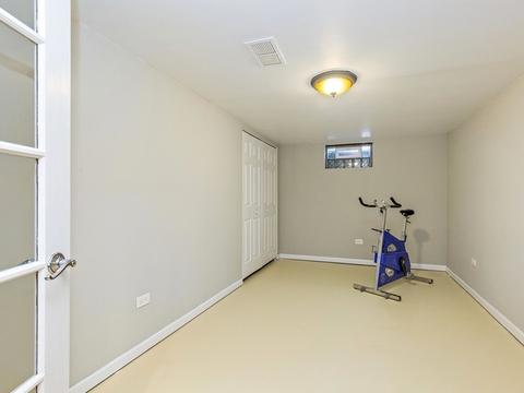 145 Bell Dr, Cary, IL 60013 photo 21