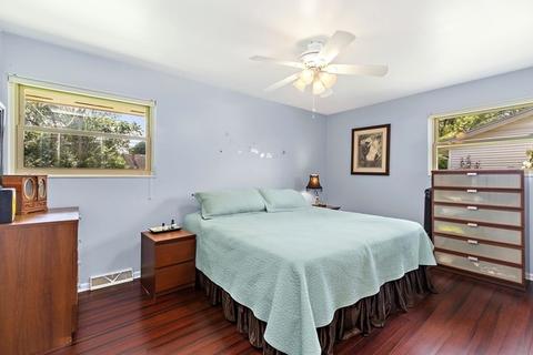 145 Bell Dr, Cary, IL 60013 photo 15