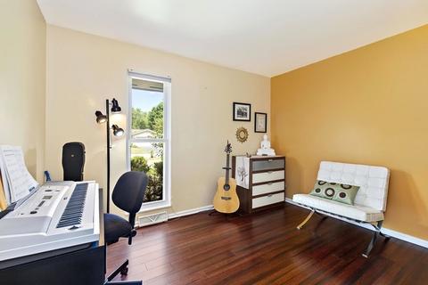 145 Bell Dr, Cary, IL 60013 photo 17