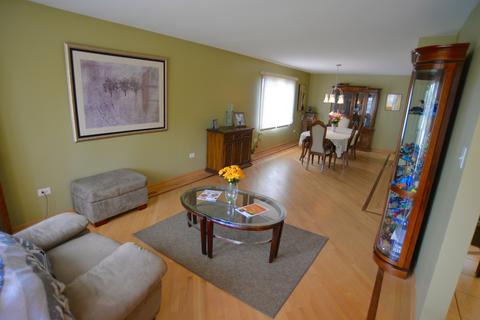 7655 S 78th Ct, Bridgeview, IL 60455 photo 3