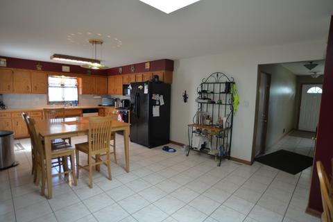 7655 S 78th Ct, Bridgeview, IL 60455 photo 7