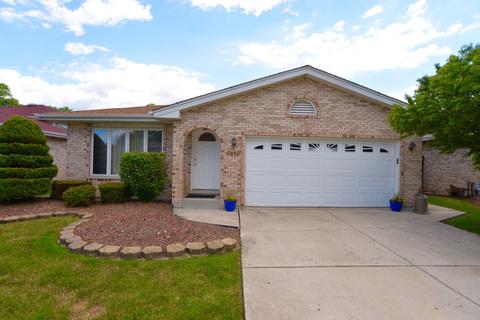 7655 S 78th Ct, Bridgeview, IL 60455 photo 1