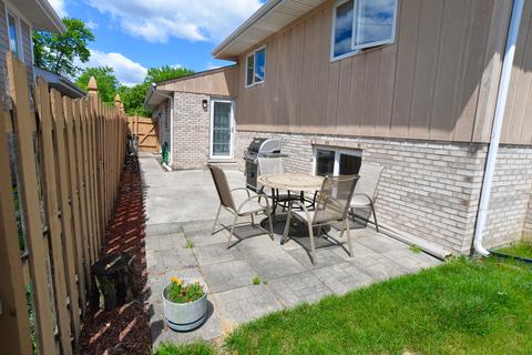 7655 S 78th Ct, Bridgeview, IL 60455 photo 27