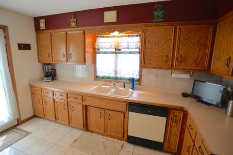 7655 S 78th Ct, Bridgeview, IL 60455 photo 5