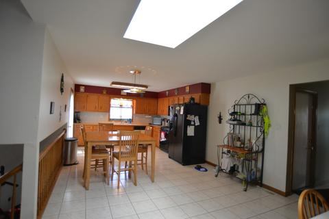 7655 S 78th Ct, Bridgeview, IL 60455 photo 8