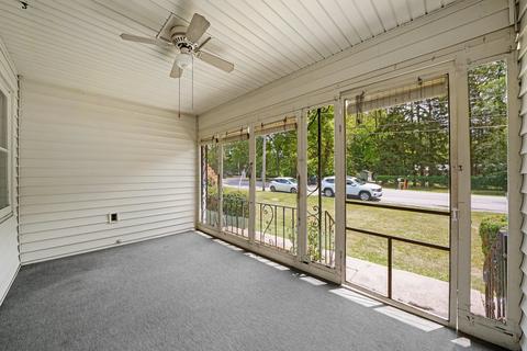 1805 N Riverside Dr, Mchenry, IL 60050 photo 3