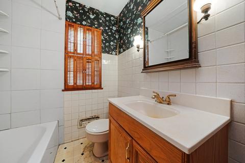 1805 N Riverside Dr, Mchenry, IL 60050 photo 12