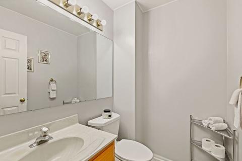 432 Barton Pl, Carol Stream, IL 60188 photo 14