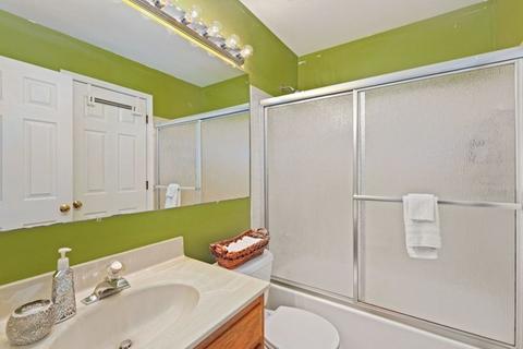 432 Barton Pl, Carol Stream, IL 60188 photo 21