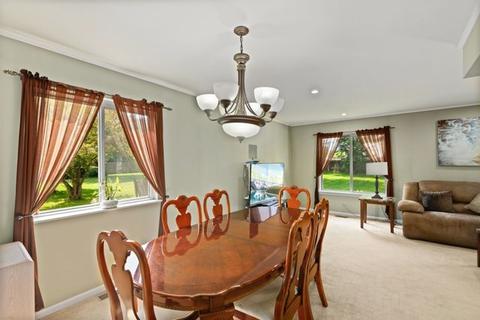 432 Barton Pl, Carol Stream, IL 60188 photo 7