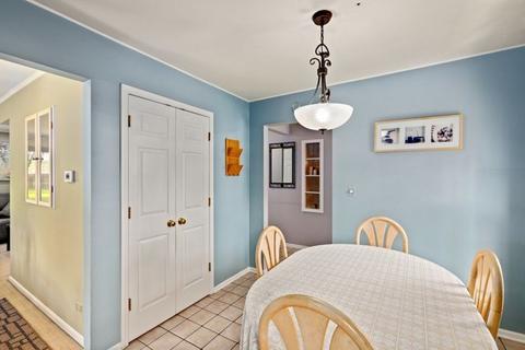432 Barton Pl, Carol Stream, IL 60188 photo 6
