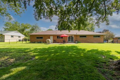 210 Ivanhoe Way, Bloomington, IL 61701 photo 41