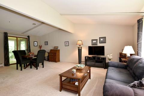 10711 Willy Ave, Algonquin, IL 60102 photo 2