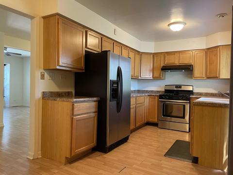 2113 Kettering Rd, Hoffman Estates, IL 60169 photo 2