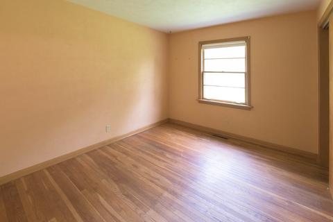 136 Kimberly Ave, East Dundee, IL 60118 photo 6