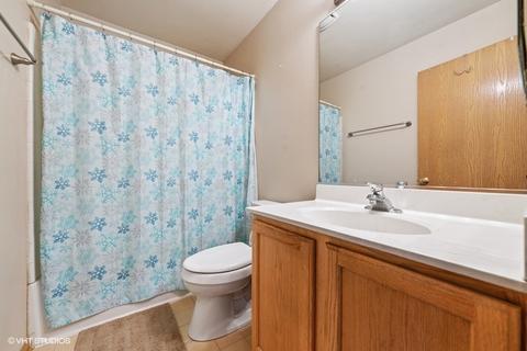 2620 Discovery Dr, Plainfield, IL 60586 photo 9