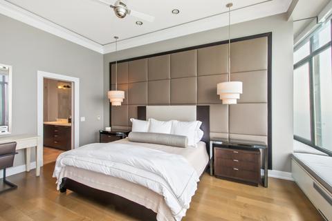 175 E Delaware Pl #9103, Chicago, IL 60611 photo 13