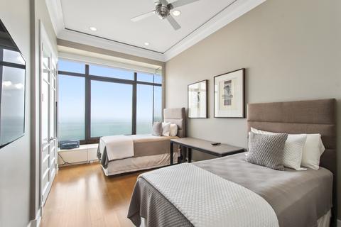 175 E Delaware Pl #9103, Chicago, IL 60611 photo 15
