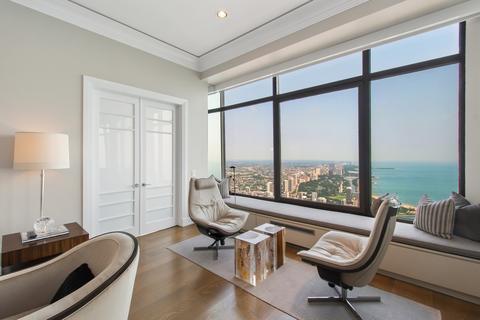 175 E Delaware Pl #9103, Chicago, IL 60611 photo 6
